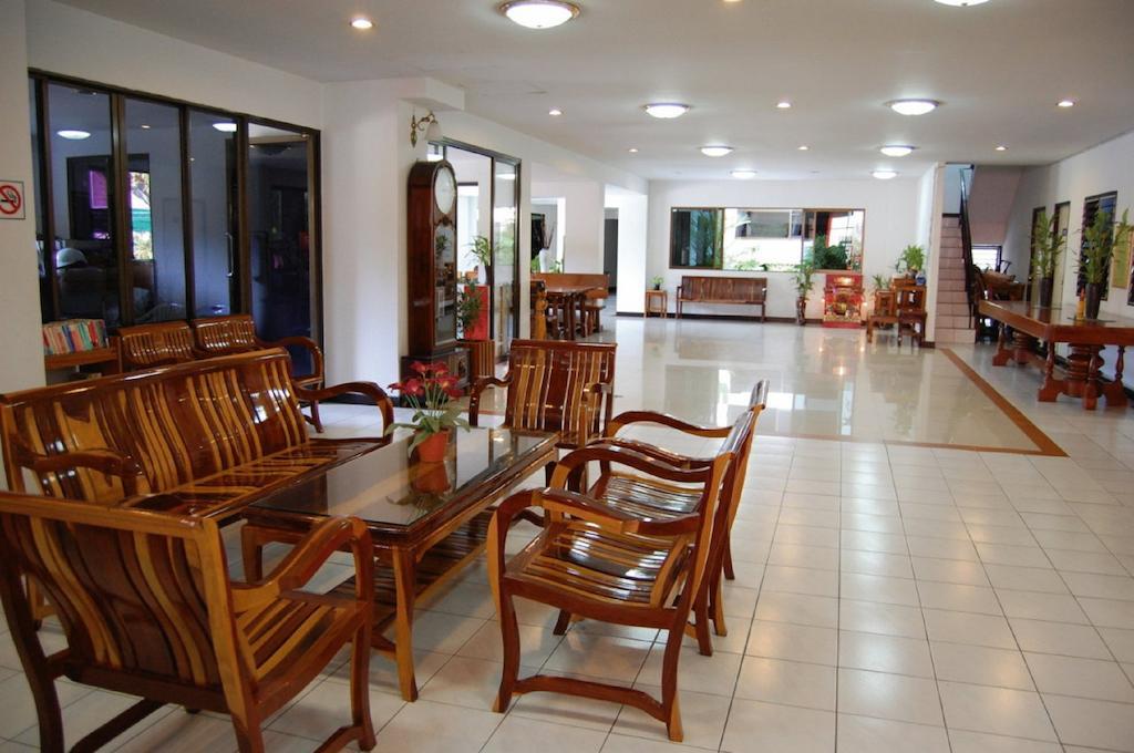 Veerachai Court Chiang Mai Zewnętrze zdjęcie